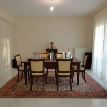 Τραπεζαρία - Dining room